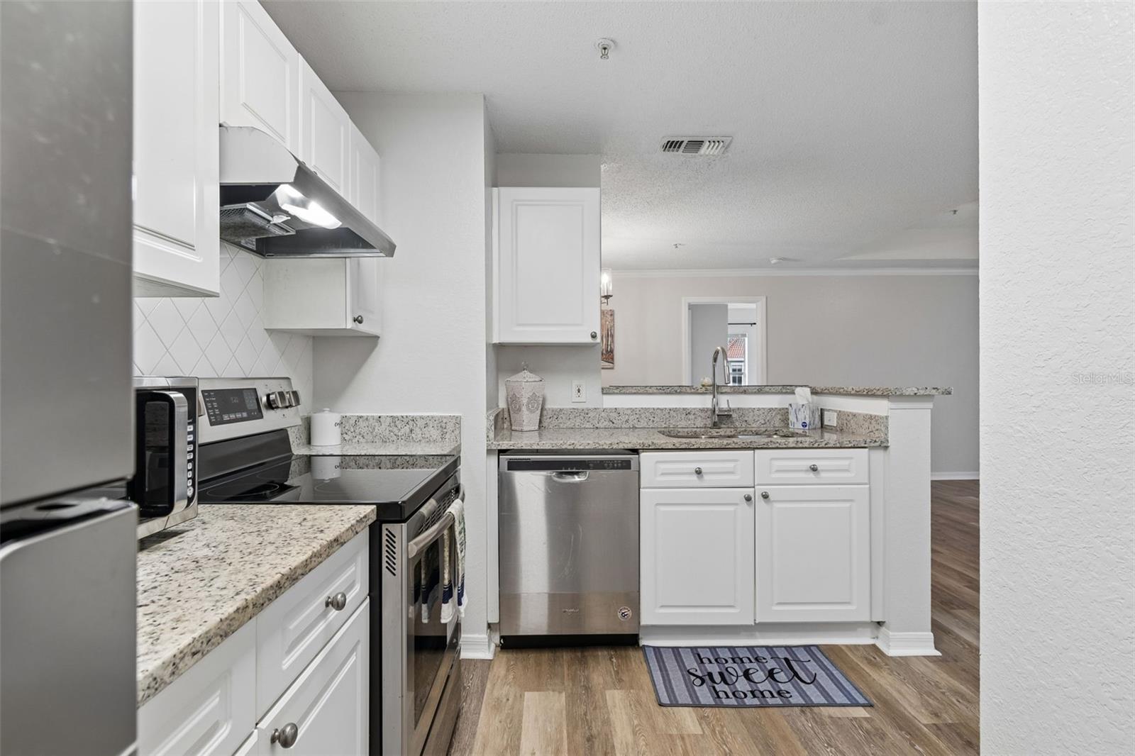 THE ENCLAVE AT RICHMOND PLACE - Residential