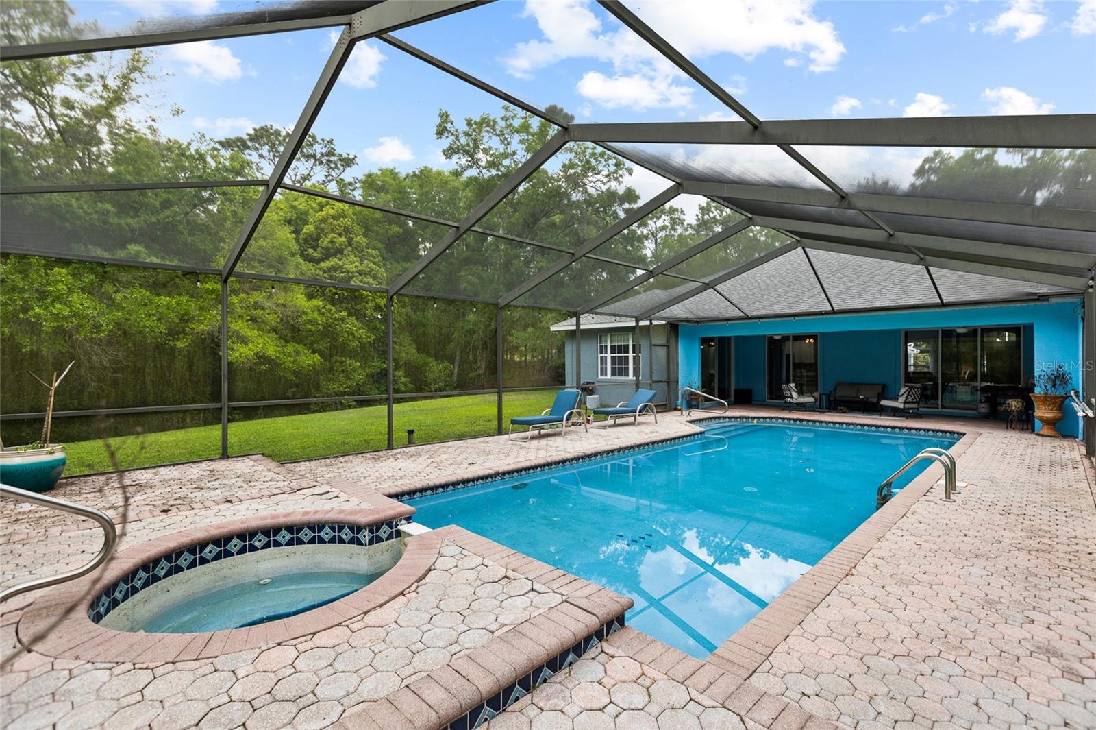 RAINBOW SPGS 04 REP - Residential