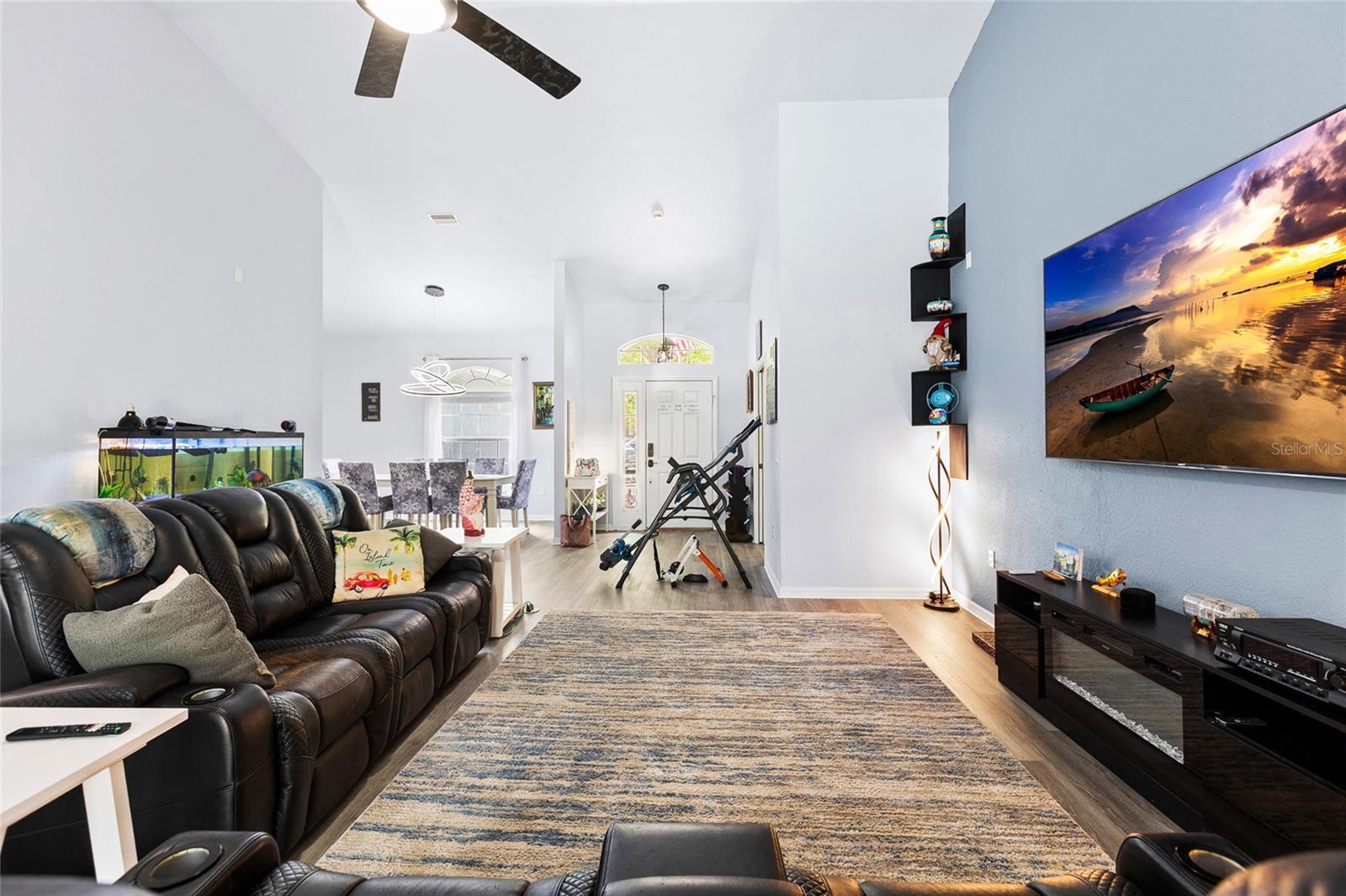 RAINBOW SPGS 04 REP - Residential