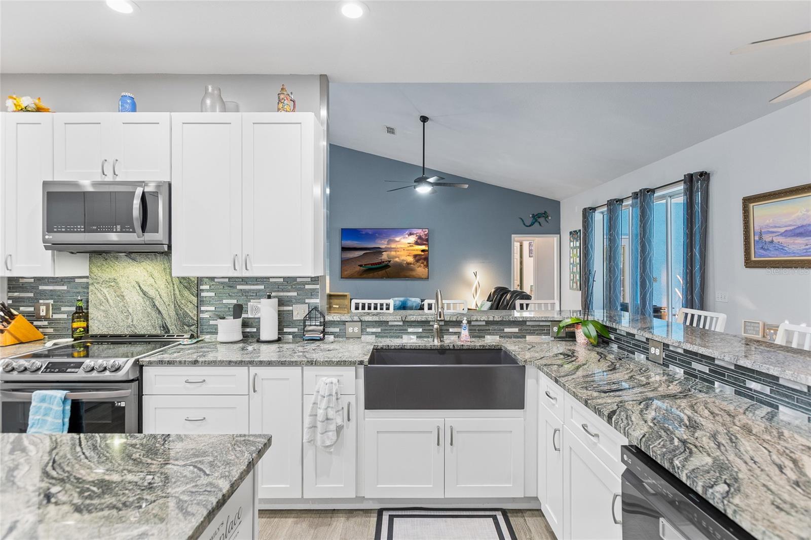 RAINBOW SPGS 04 REP - Residential