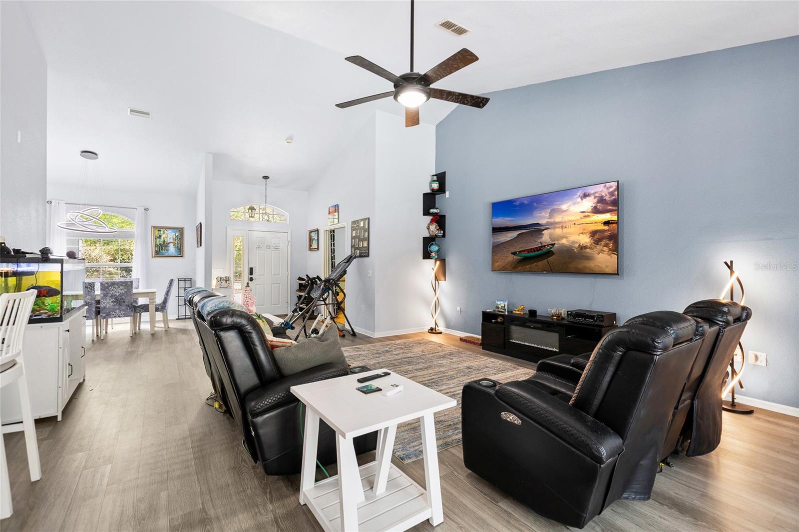 RAINBOW SPGS 04 REP - Residential