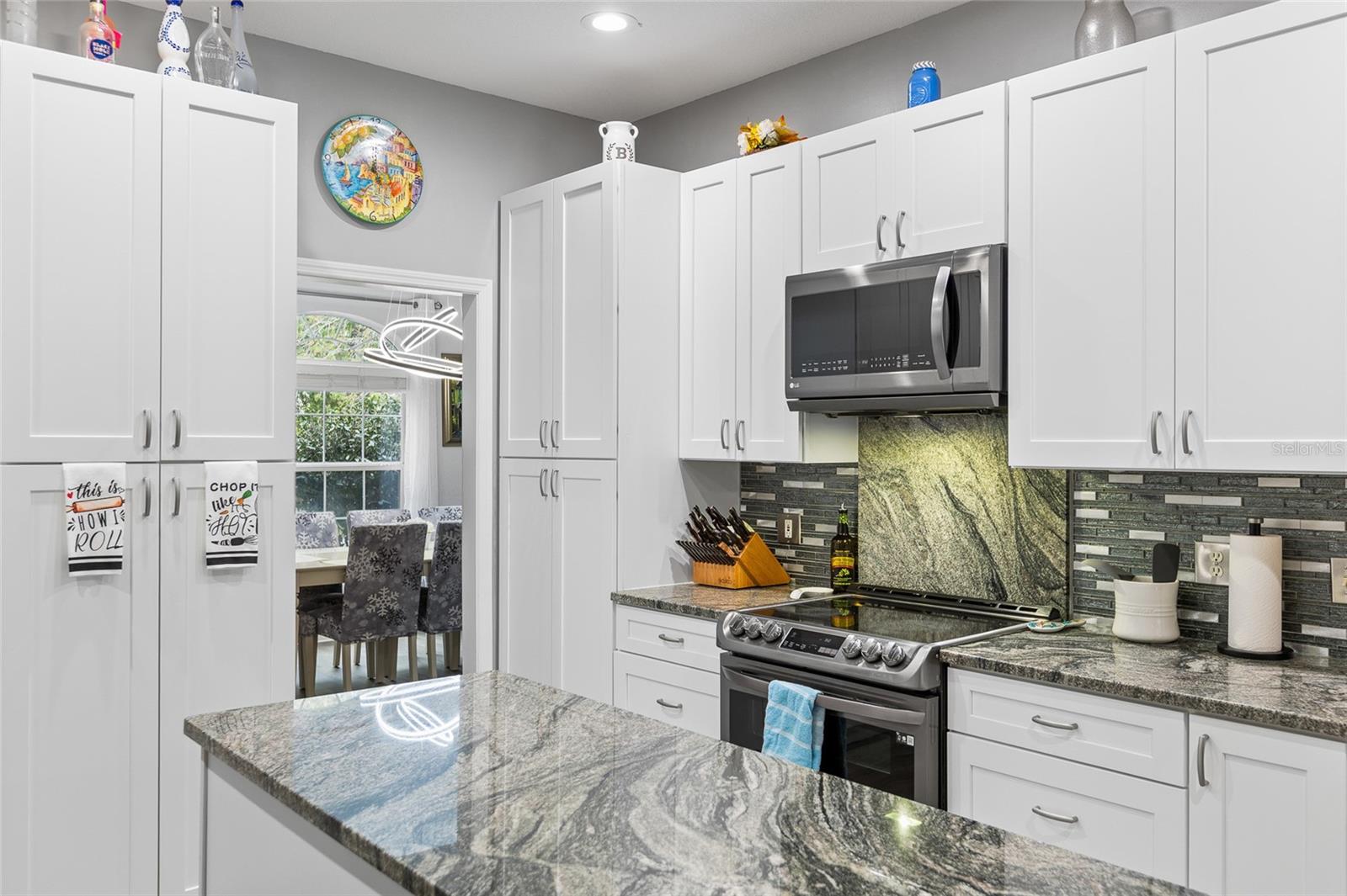 RAINBOW SPGS 04 REP - Residential