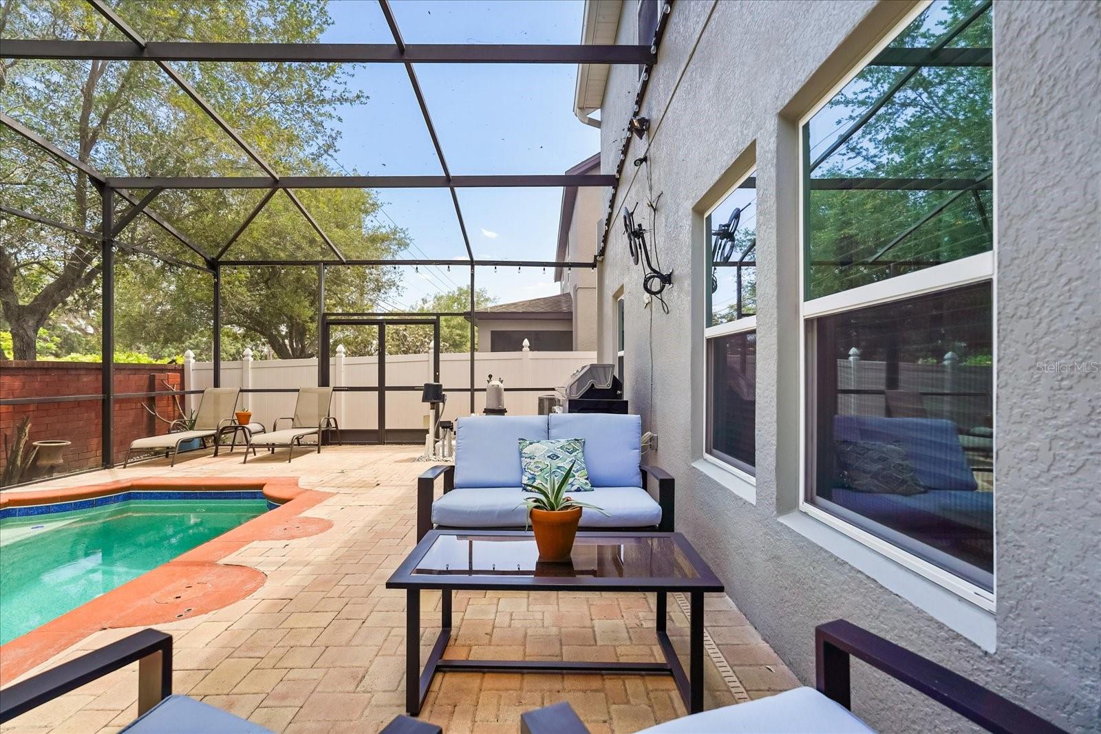 JOHNS LAKE POINTE - Residential