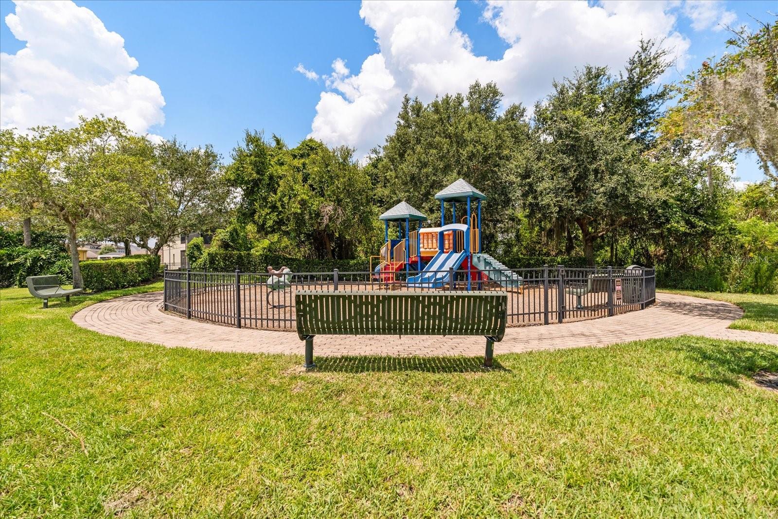 JOHNS LAKE POINTE - Residential