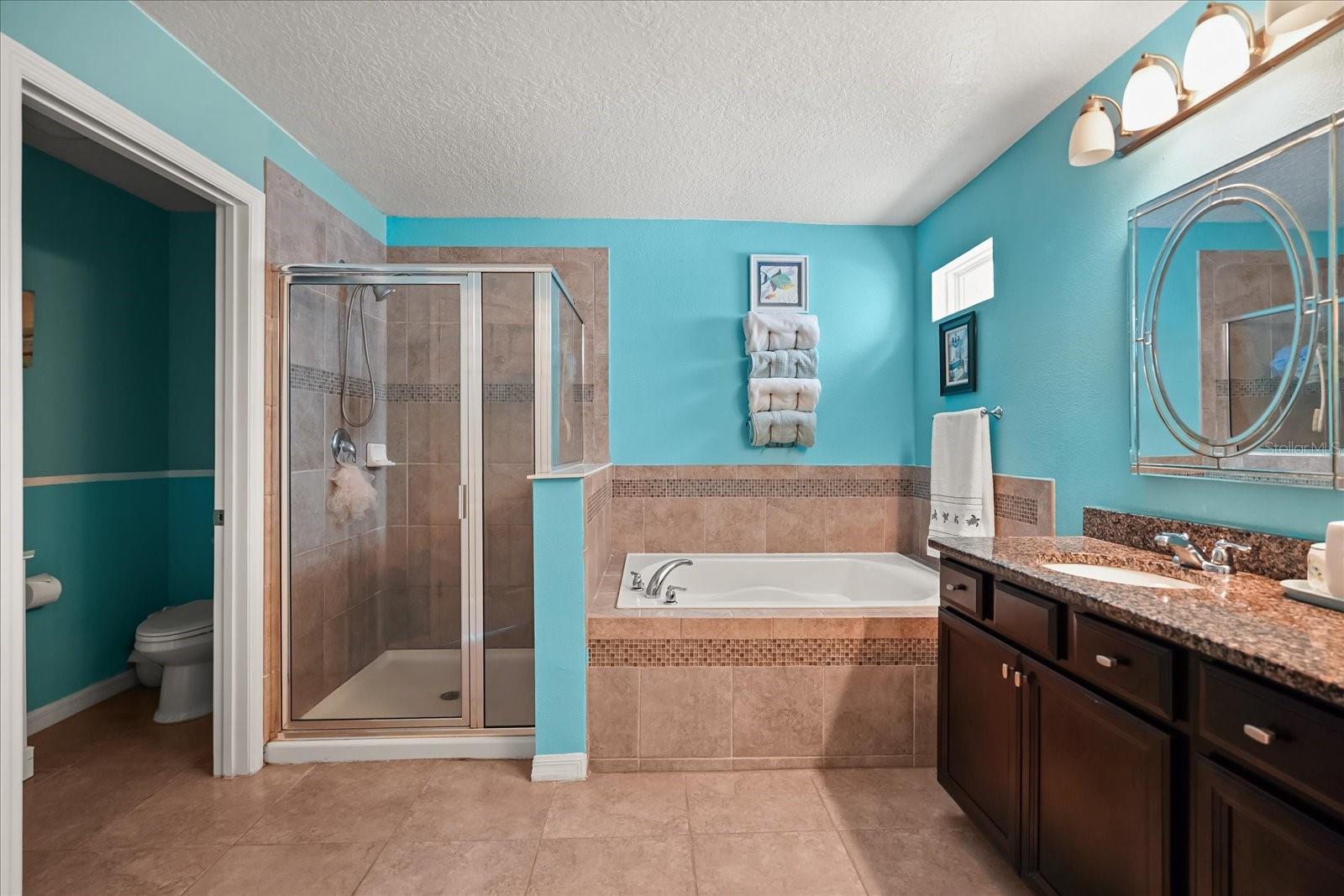 JOHNS LAKE POINTE - Residential