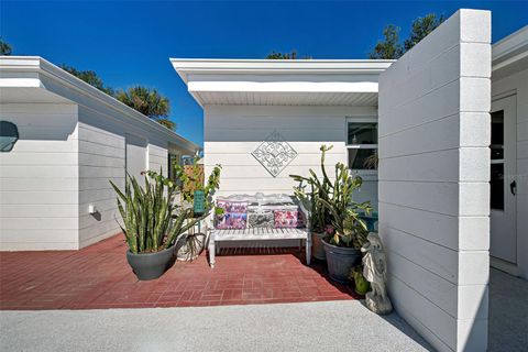 A home in VENICE