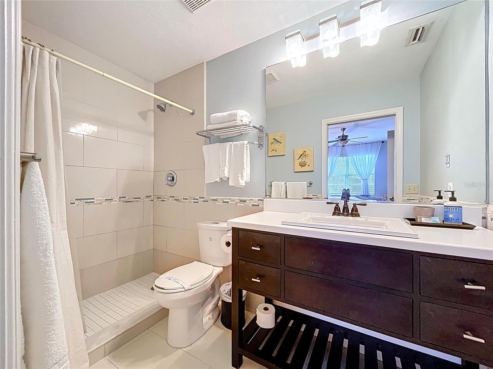 ACADEMY RESORT LODGE - Residential Lease