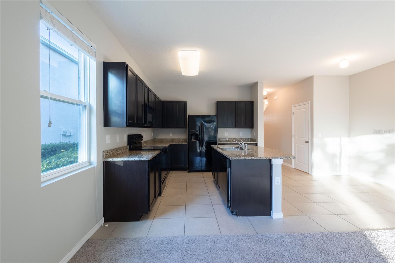 EAGLE PALM PH 4B - Residential Lease