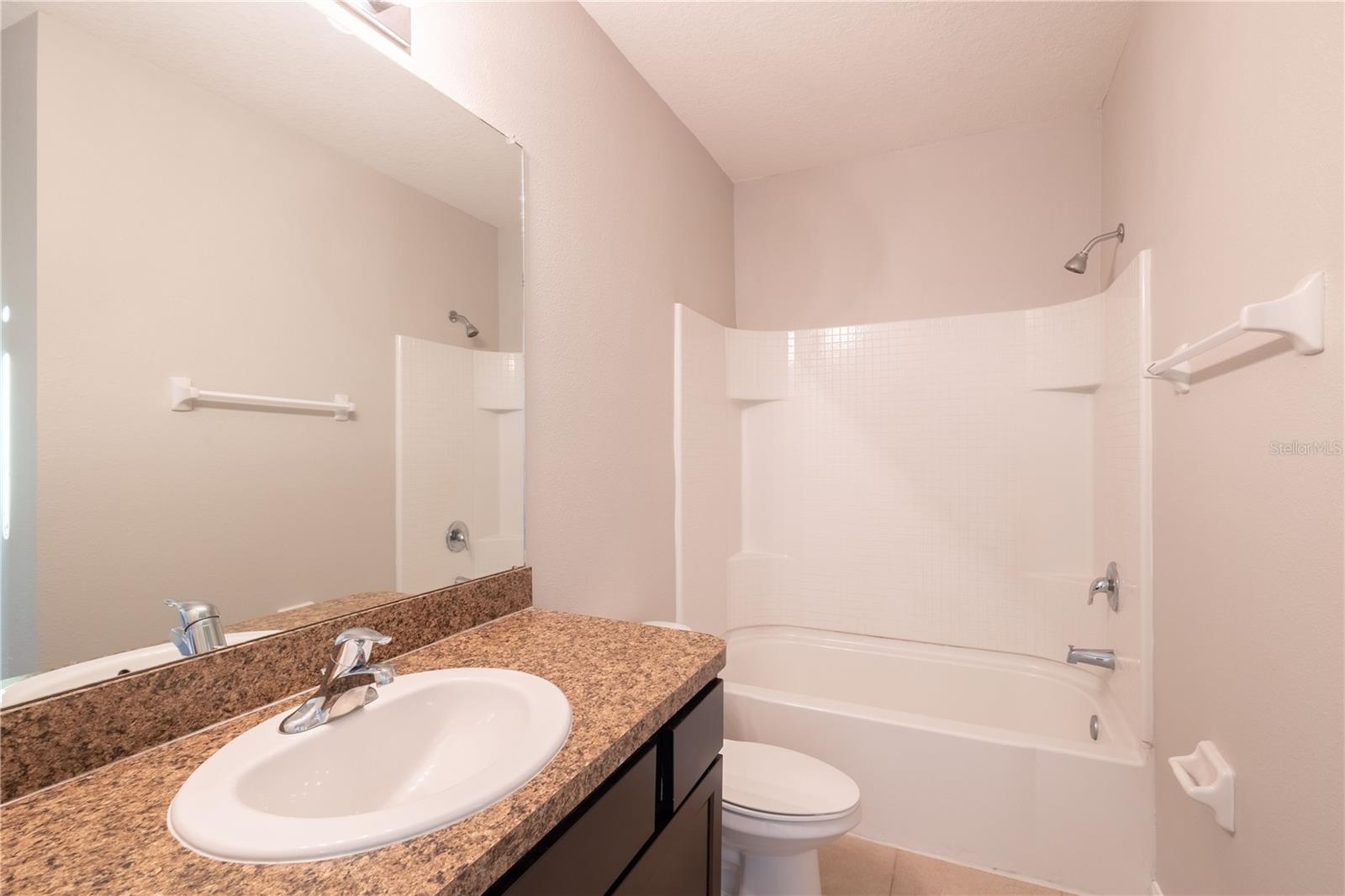 EAGLE PALM PH 4B - Residential Lease