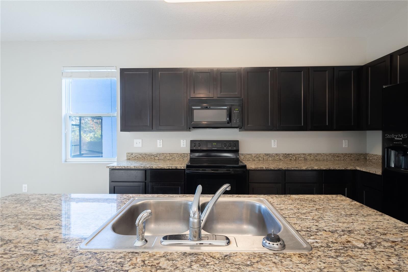 EAGLE PALM PH 4B - Residential Lease