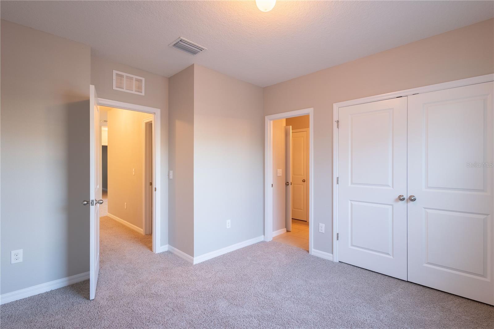 EAGLE PALM PH 4B - Residential Lease