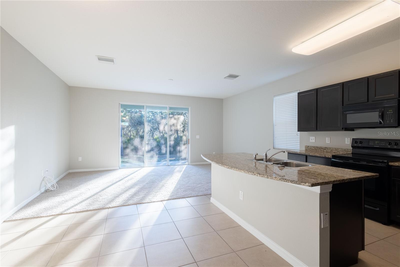 EAGLE PALM PH 4B - Residential Lease