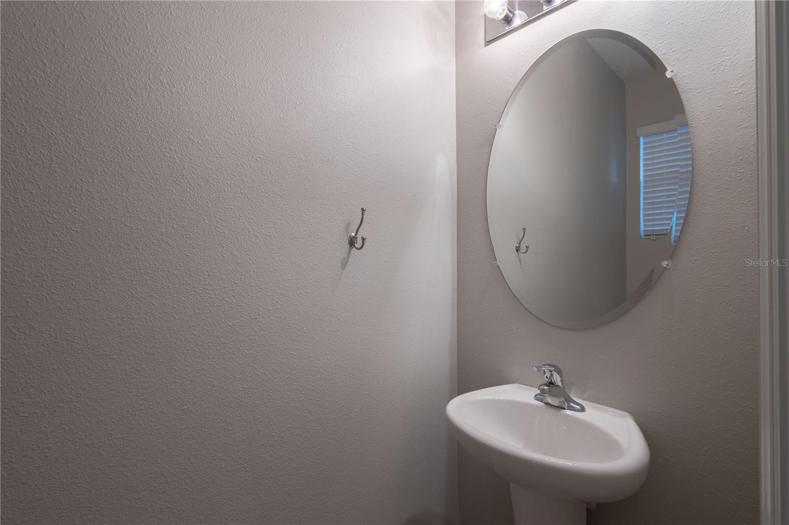 EAGLE PALM PH 4B - Residential Lease