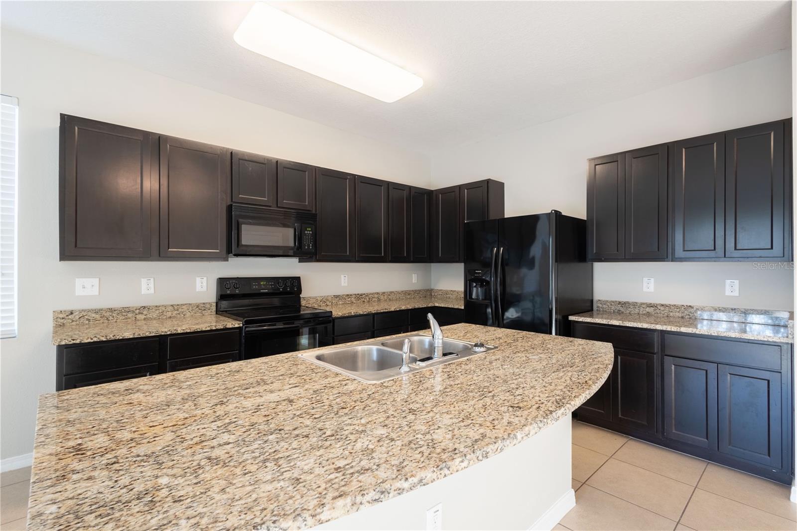 EAGLE PALM PH 4B - Residential Lease