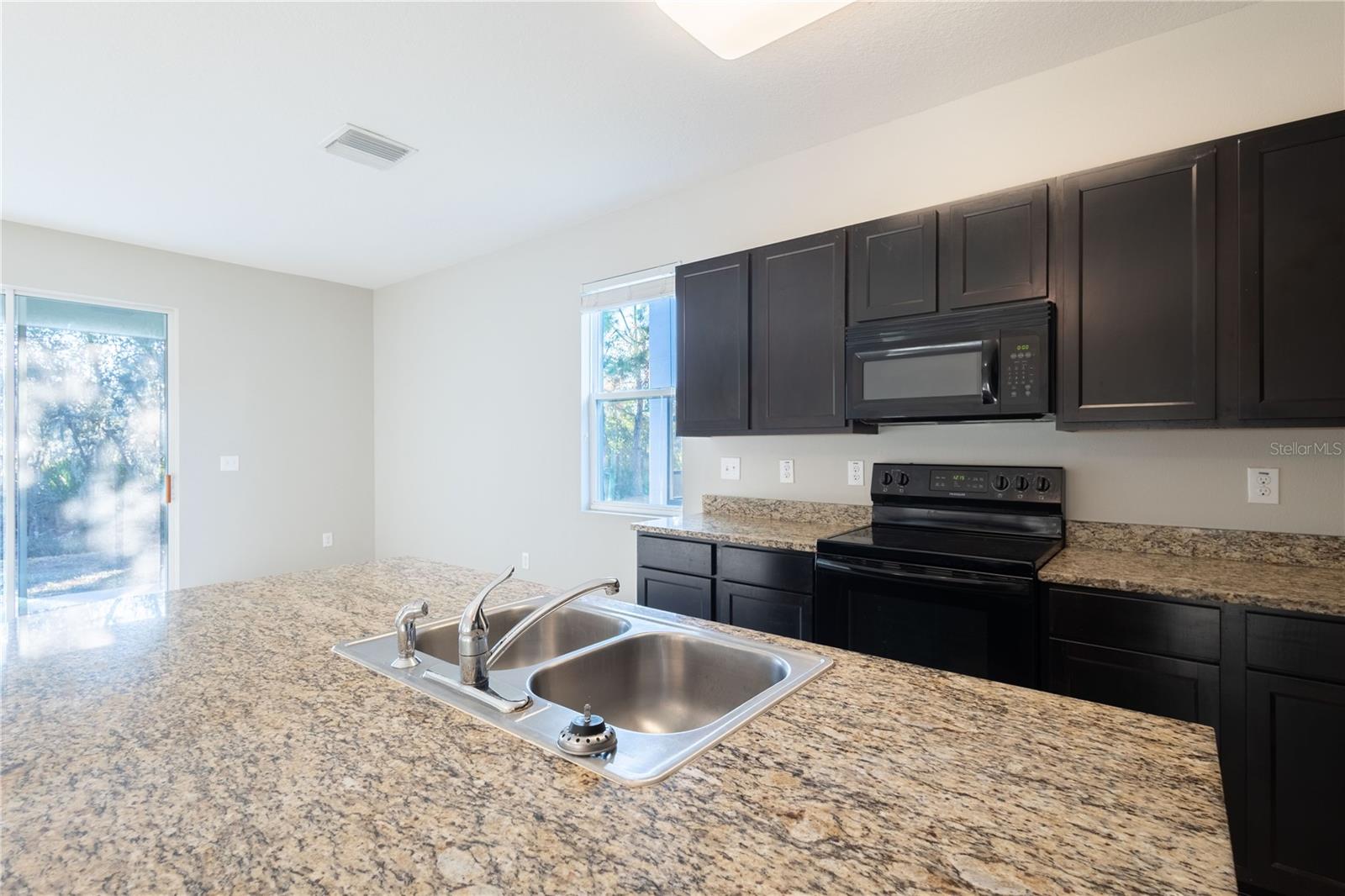 EAGLE PALM PH 4B - Residential Lease