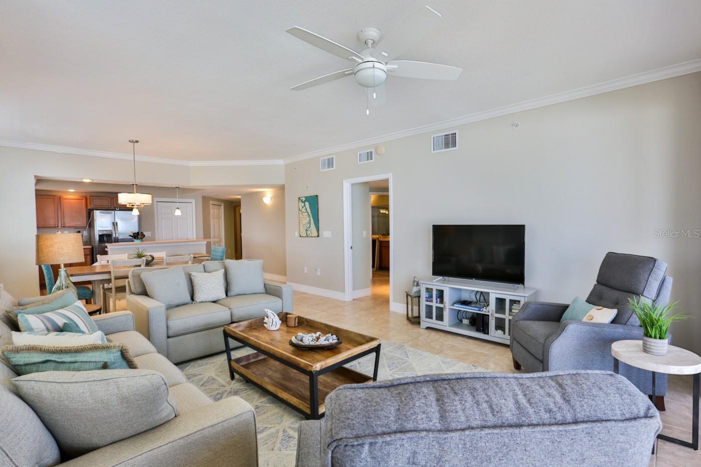 MEDITERRANEAN CONDO - Residential Lease