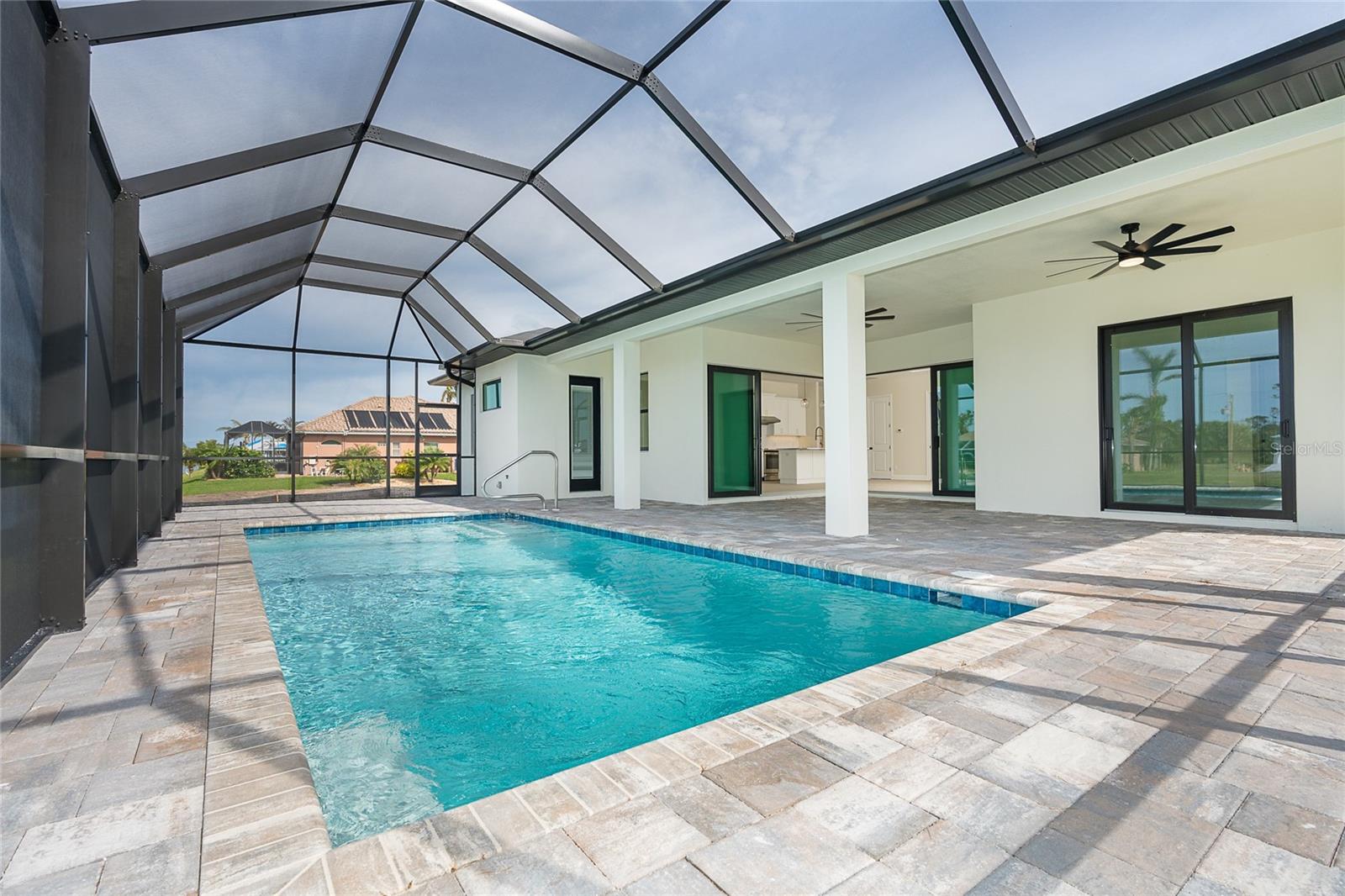 ROTONDA WEST PINE VALLEY - Residential