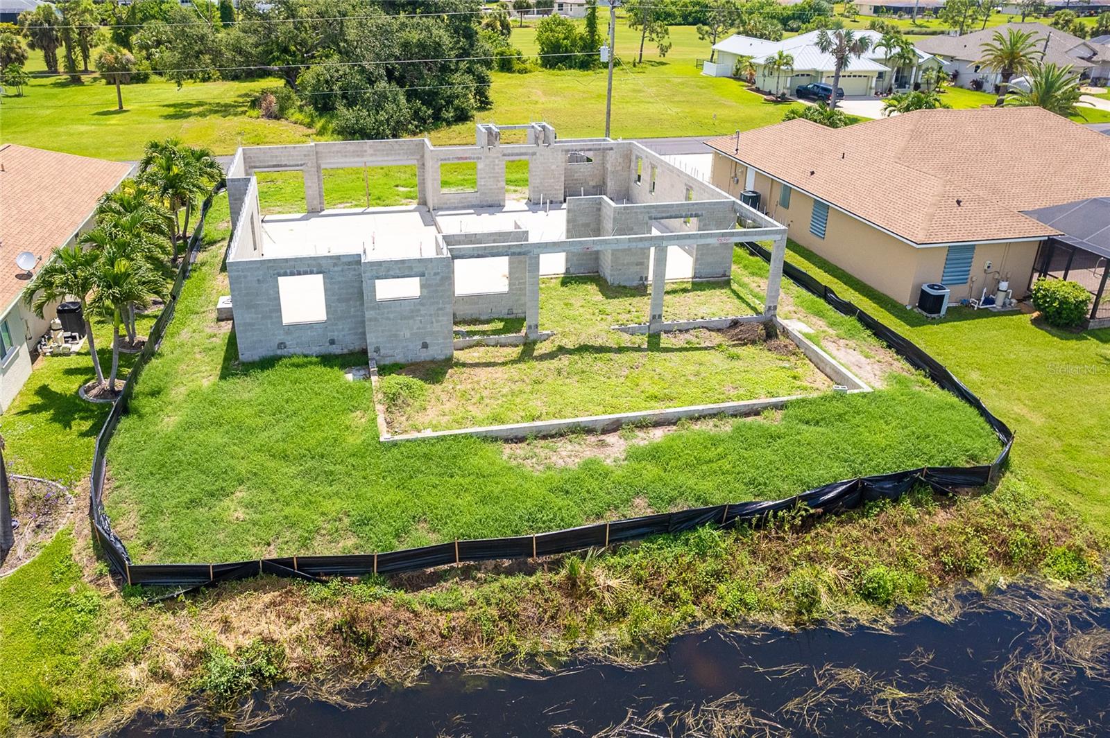 ROTONDA WEST PINE VALLEY - Residential