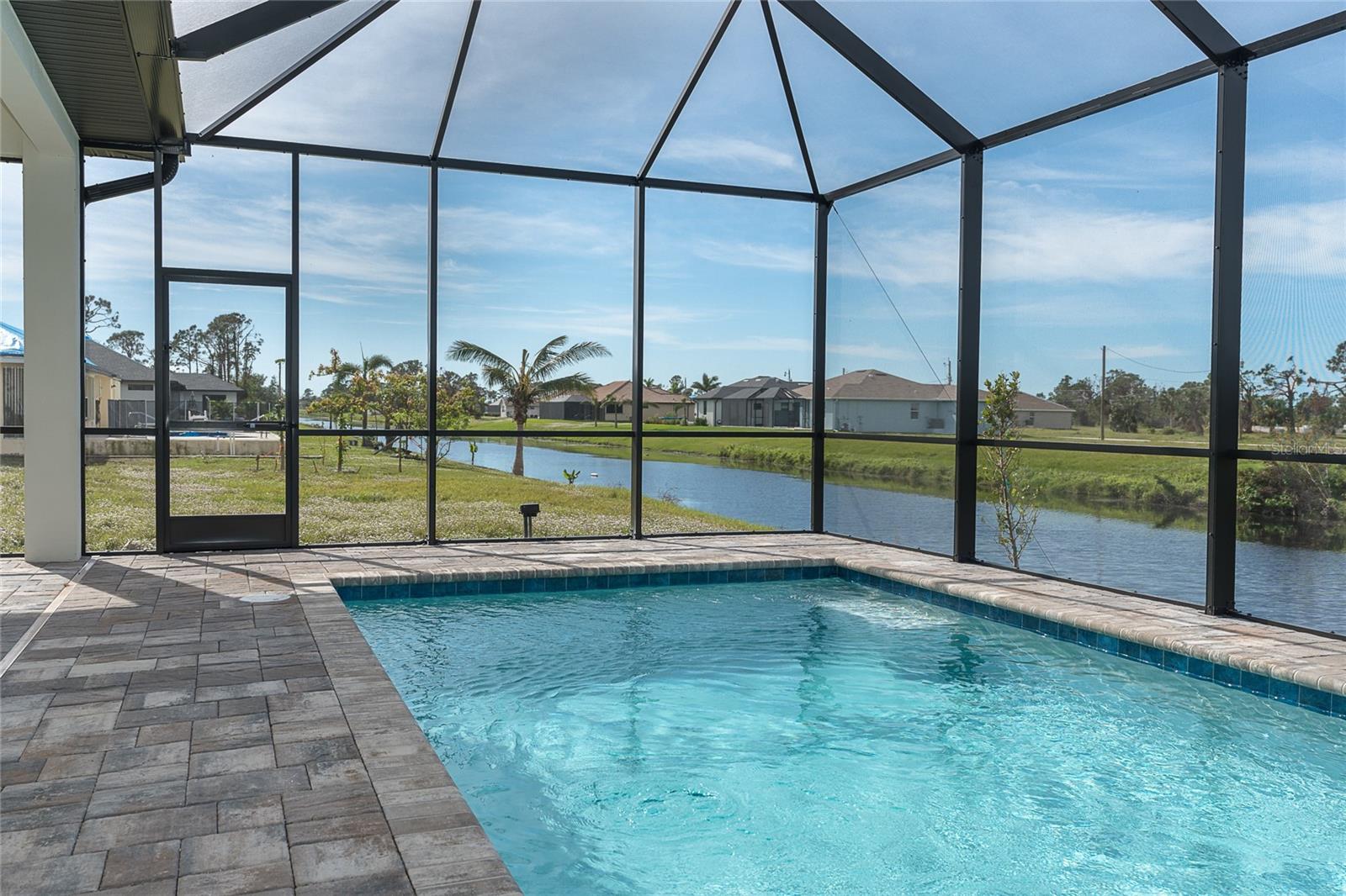 ROTONDA WEST PINE VALLEY - Residential