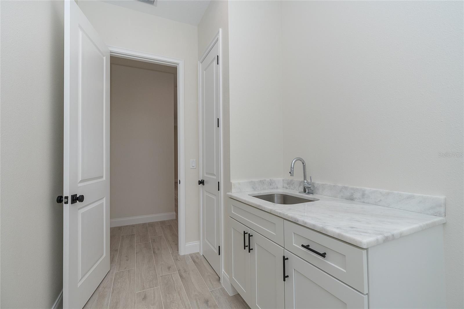 ROTONDA WEST PINE VALLEY - Residential