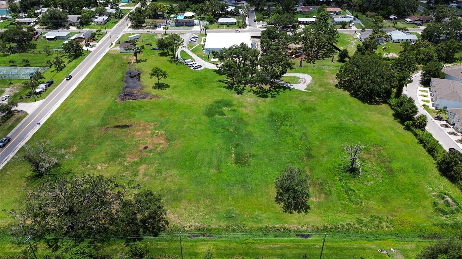 ACREAGE - Land