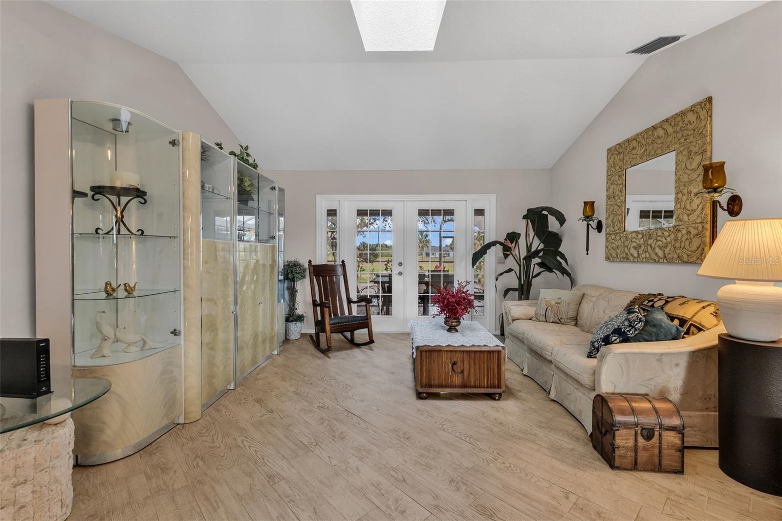 ROTONDA WEST PEBBLE BEACH - Residential