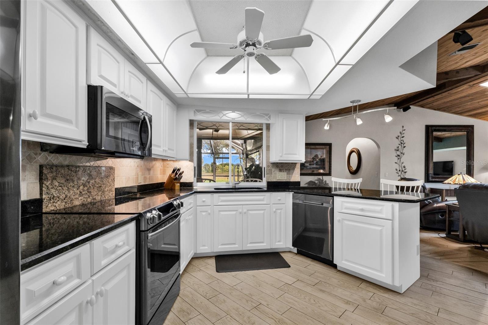ROTONDA WEST PEBBLE BEACH - Residential