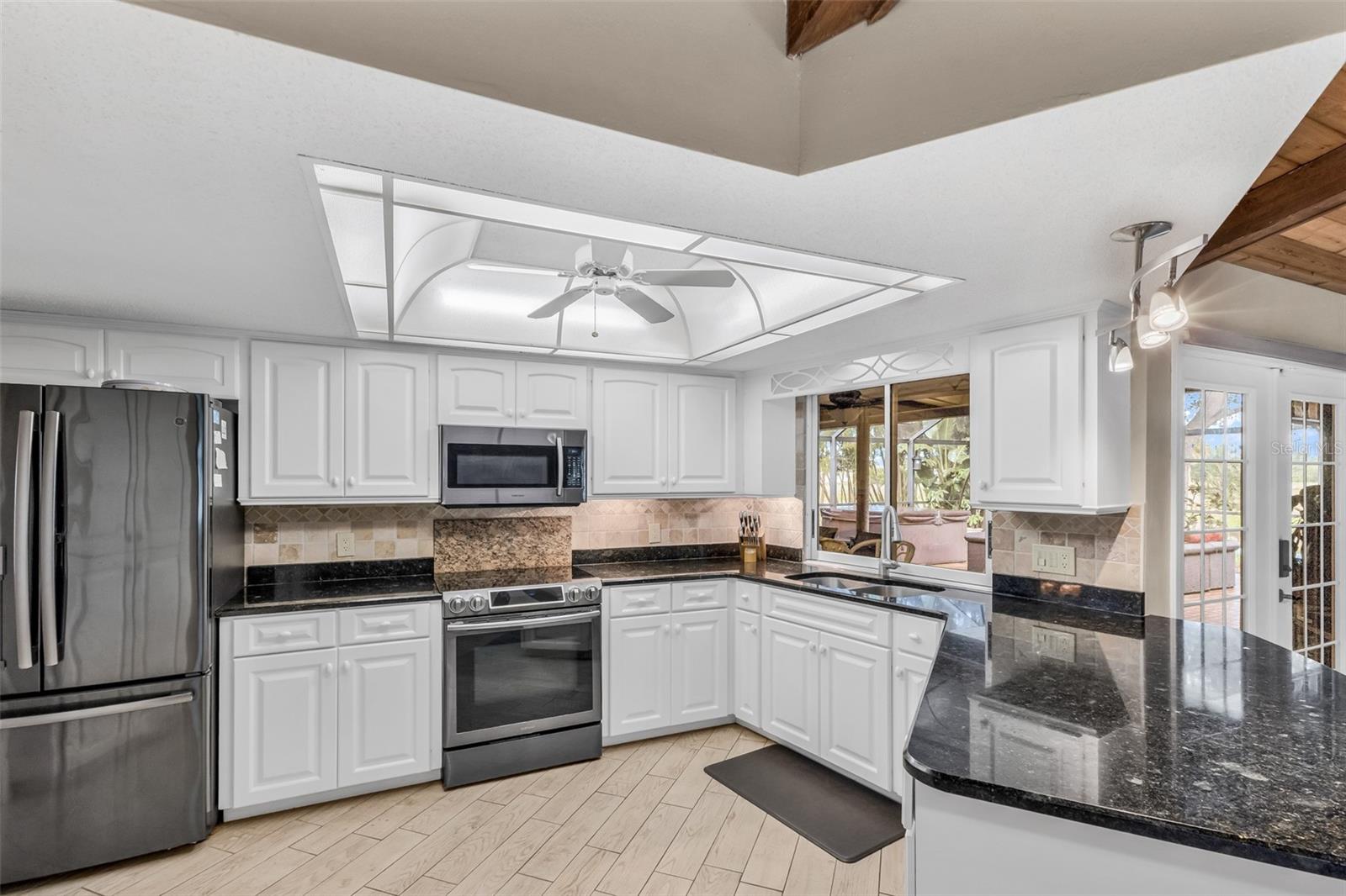 ROTONDA WEST PEBBLE BEACH - Residential