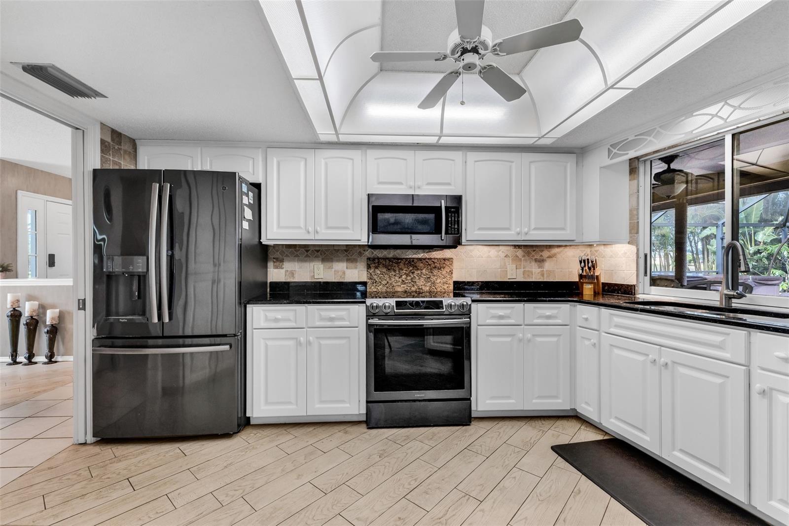 ROTONDA WEST PEBBLE BEACH - Residential