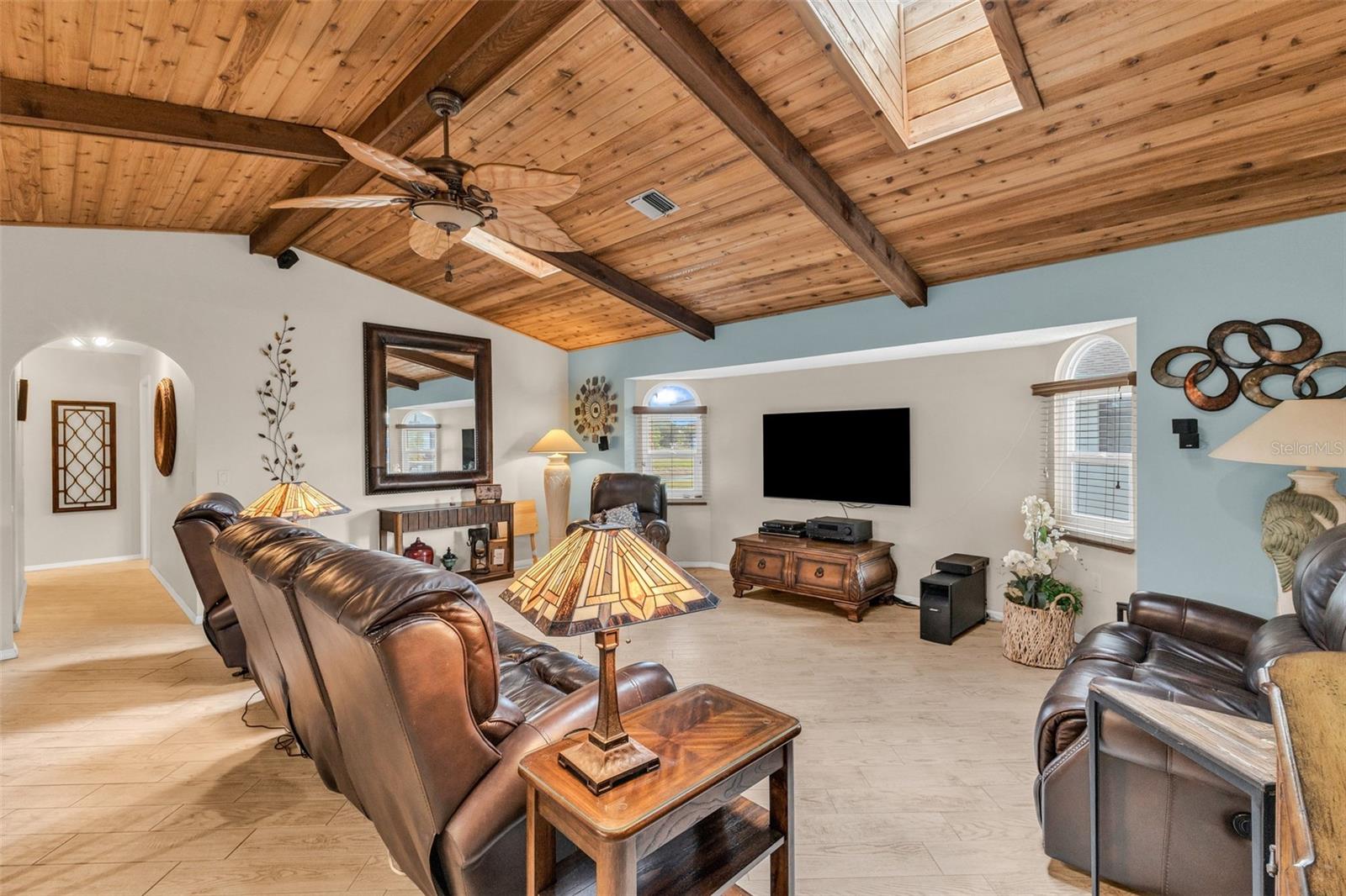 ROTONDA WEST PEBBLE BEACH - Residential