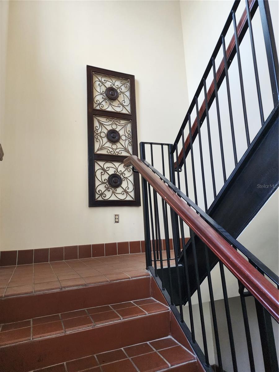 BAYWOOD - Commercial Lease