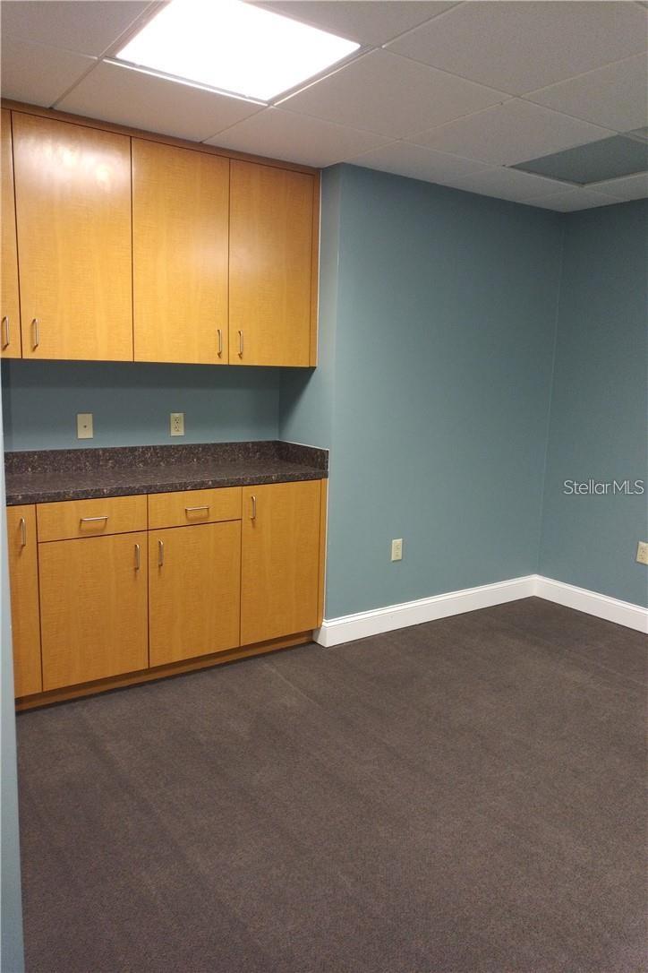 BAYWOOD - Commercial Lease