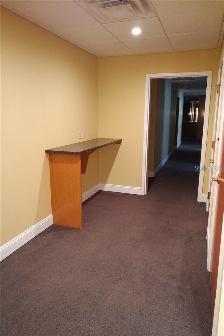 BAYWOOD - Commercial Lease