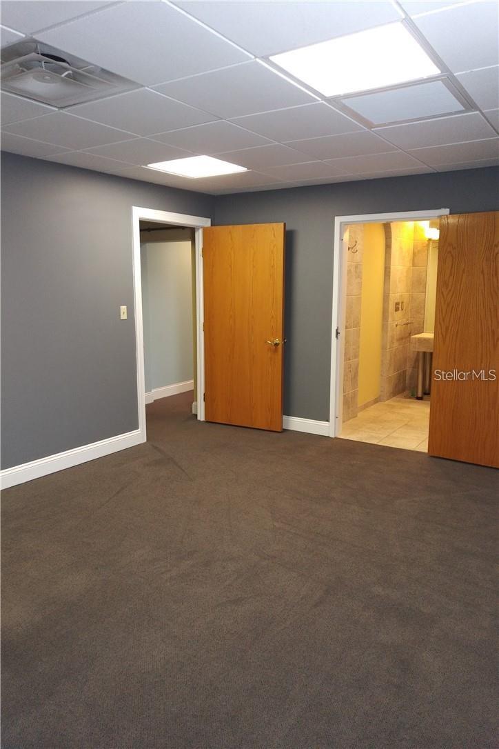 BAYWOOD - Commercial Lease