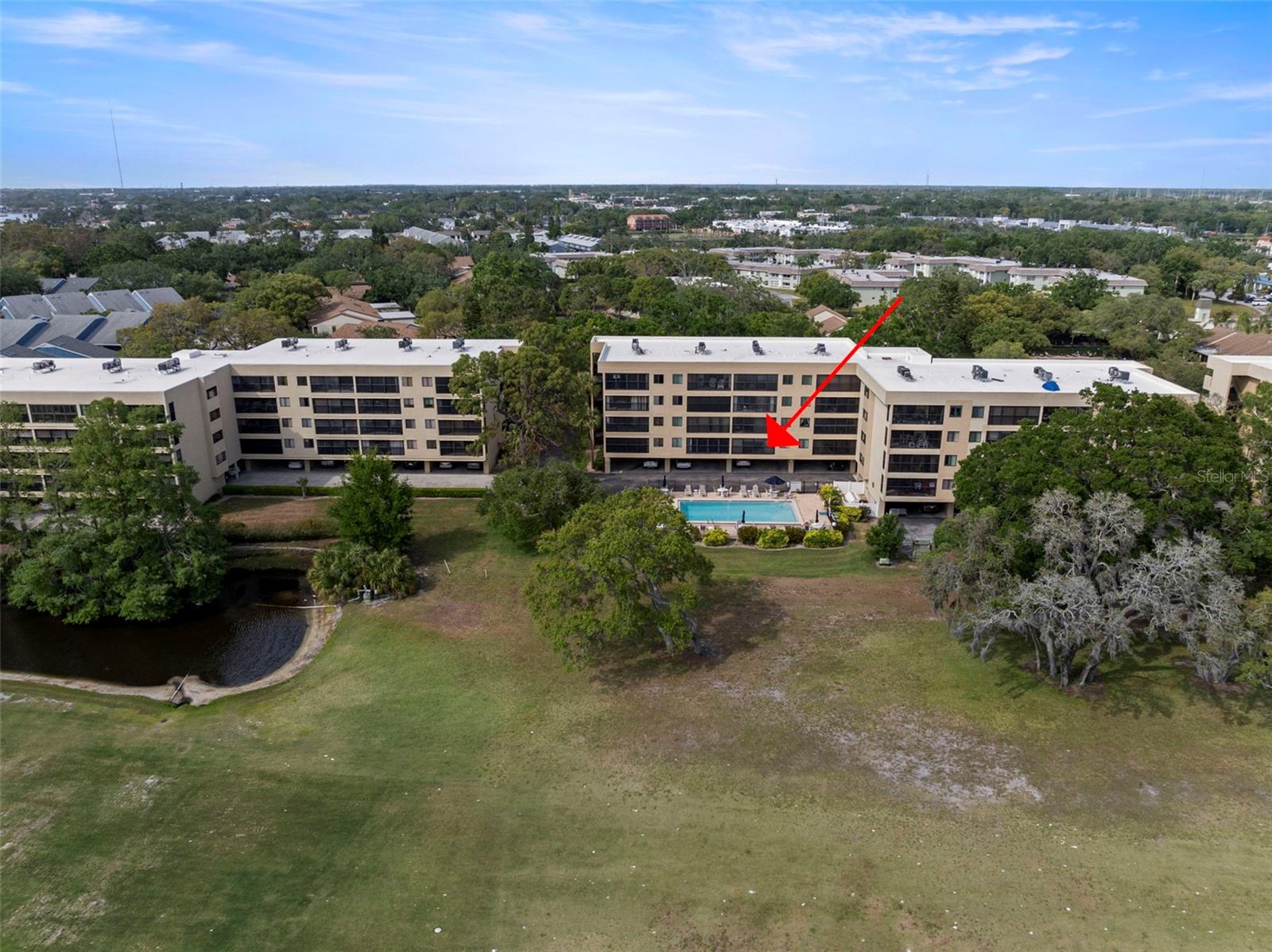 1817 GOLFVIEW DRIVE 1817