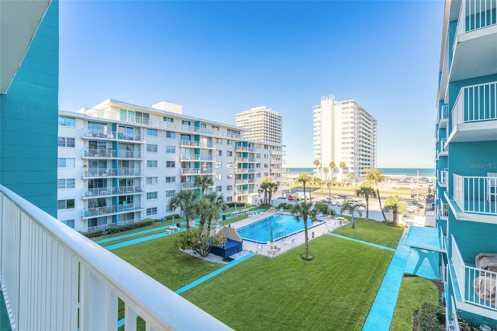 BELLAIR CONDO - Residential