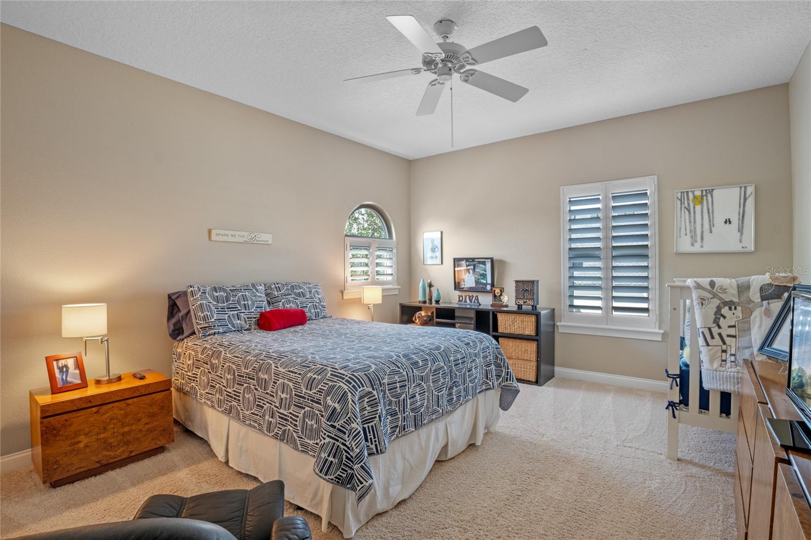 BAY HILL - Residential