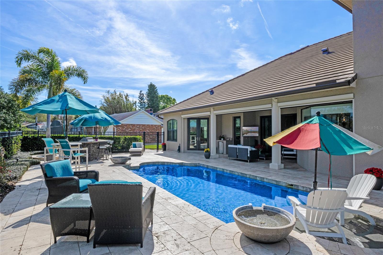 BAY HILL - Residential