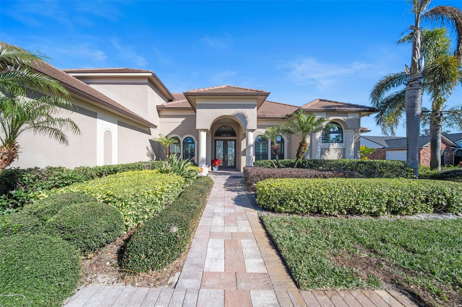 BAY HILL - Residential