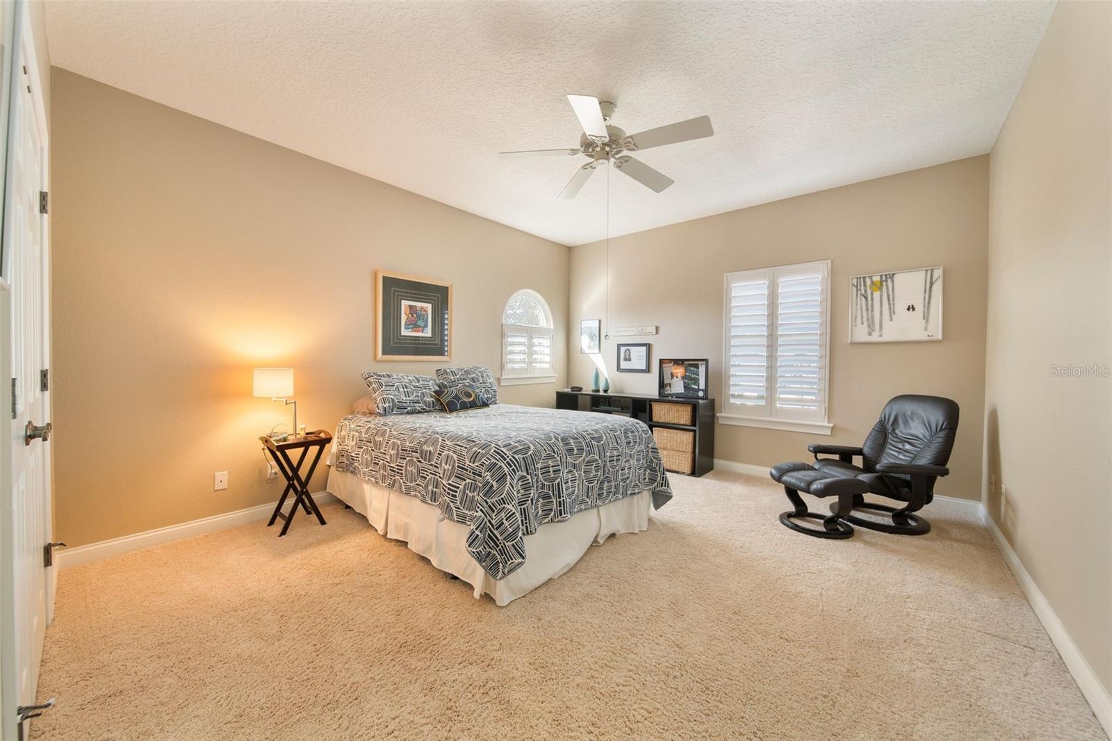 BAY HILL - Residential