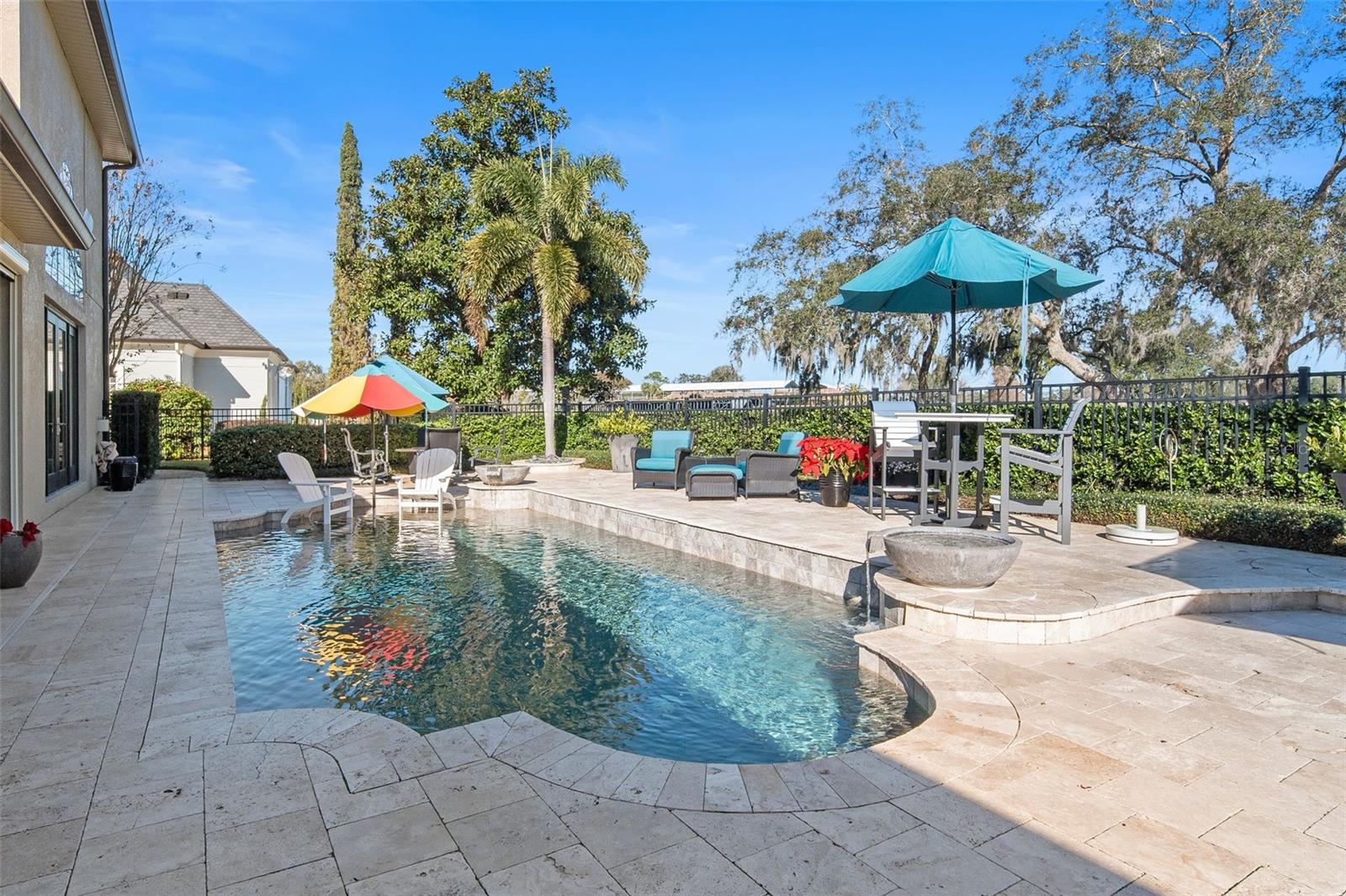 BAY HILL - Residential