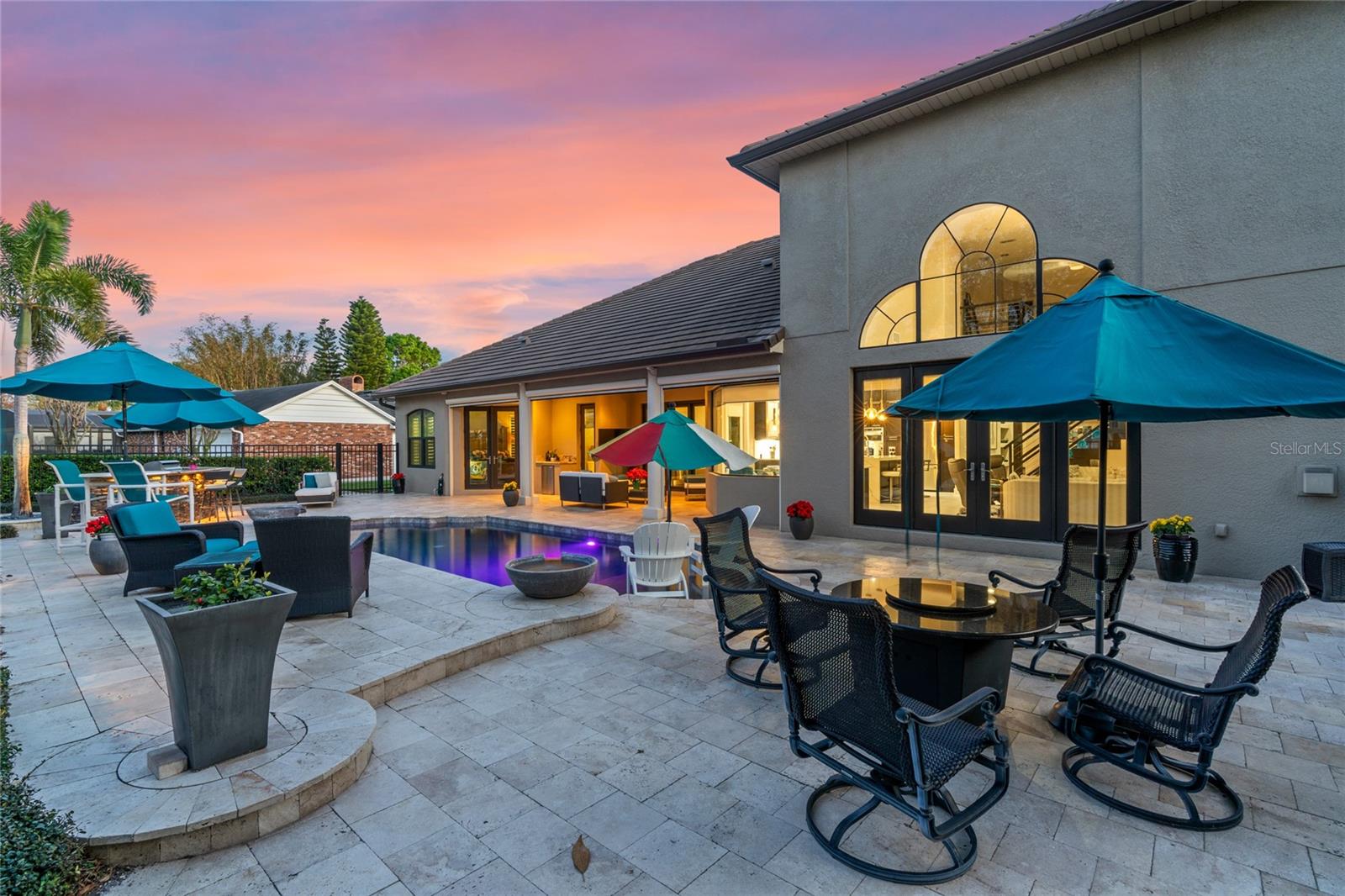 BAY HILL - Residential