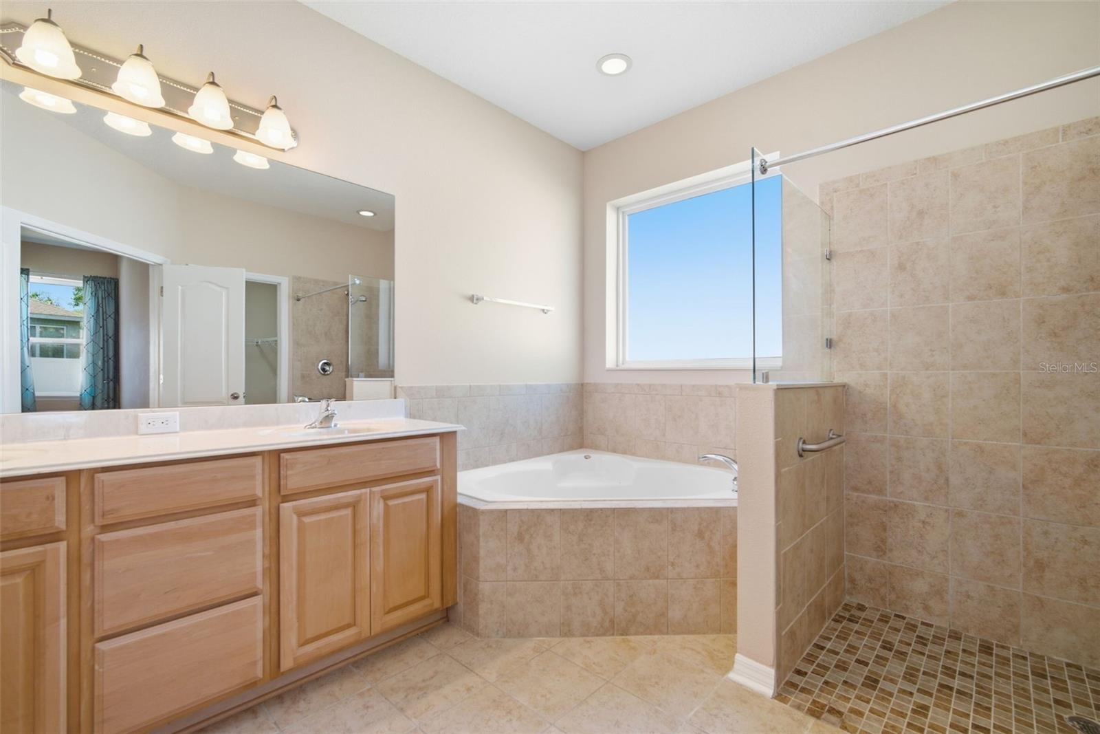 RIDGE CREST SUB UNIT 3 - Residential