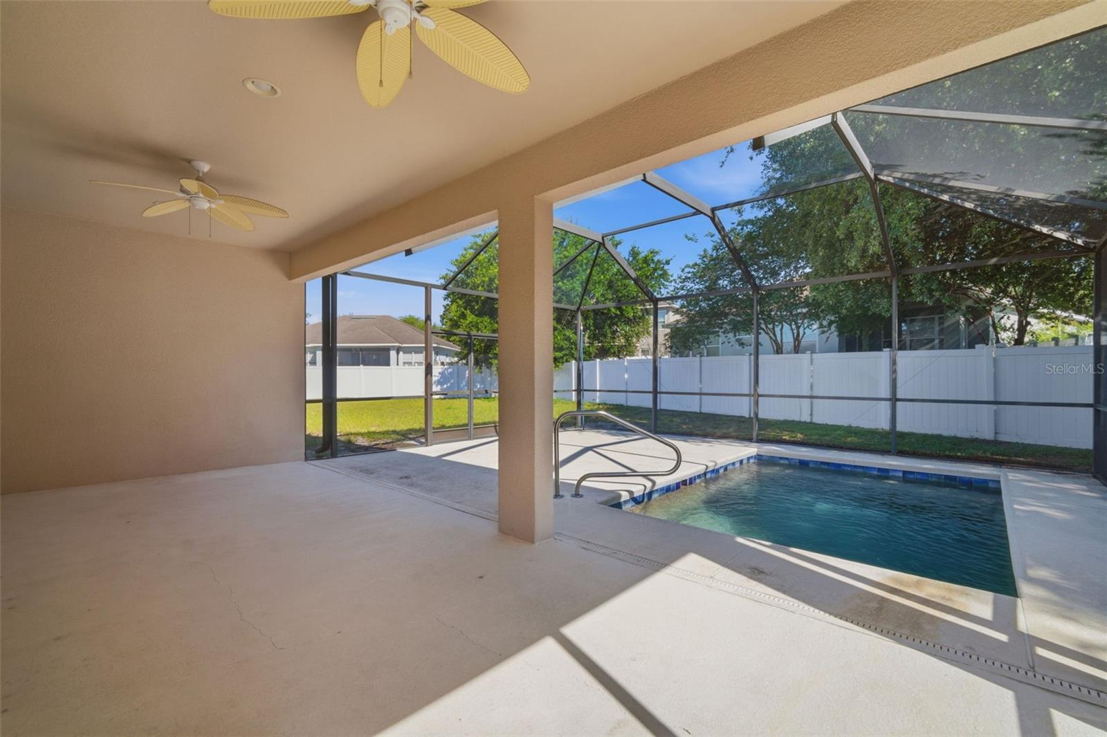 RIDGE CREST SUB UNIT 3 - Residential