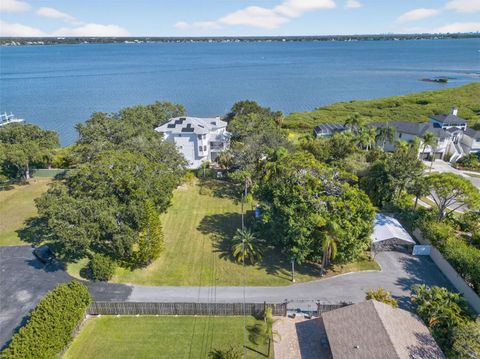 5 MAR BAY LANE SAFETY HARBOR FL 34695