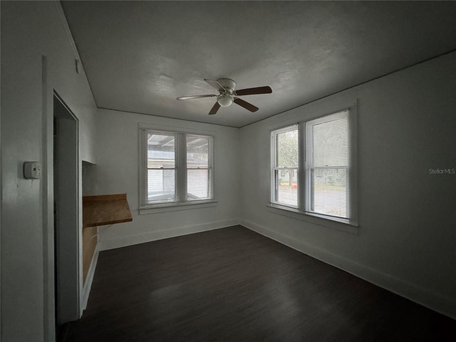 BROWNS ADD FLORIDA COURT - Residential Lease