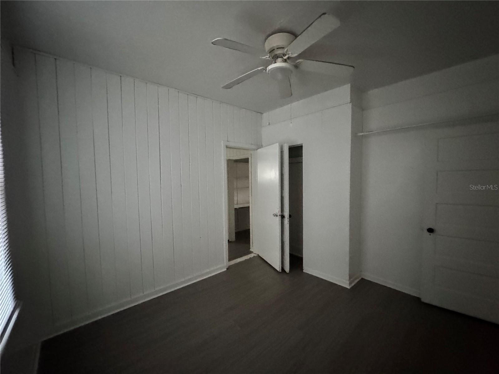 BROWNS ADD FLORIDA COURT - Residential Lease