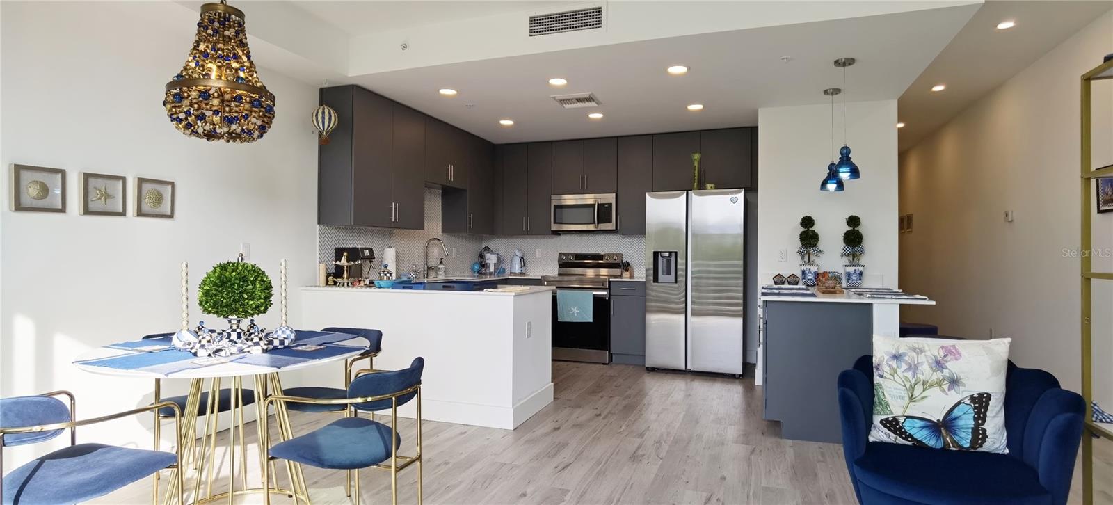 8658 - THE STRAND OF SARASOTA - Residential Lease