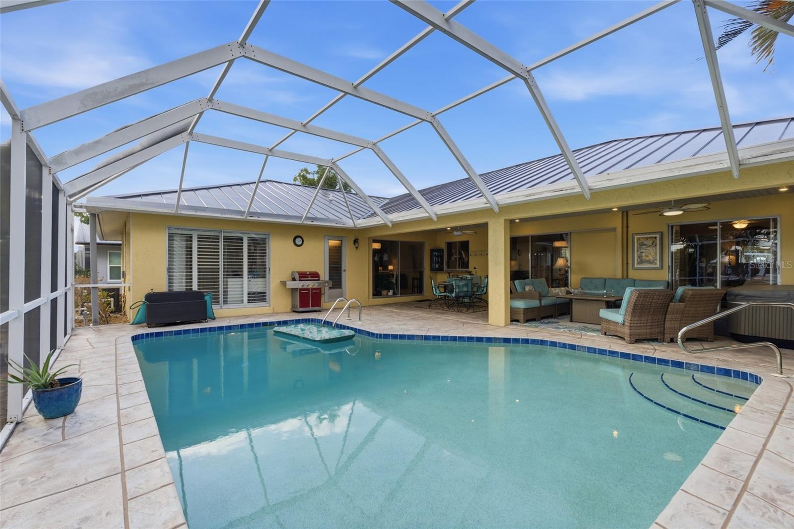 PUNTA GORDA ISLES SEC 11 - Residential