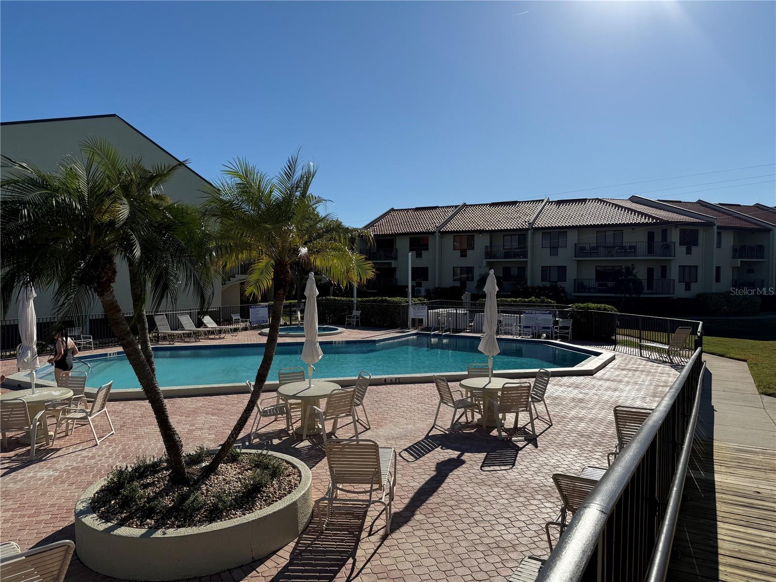 WANDER RESIDENCES OF TIERRA VERDE - Residential Lease